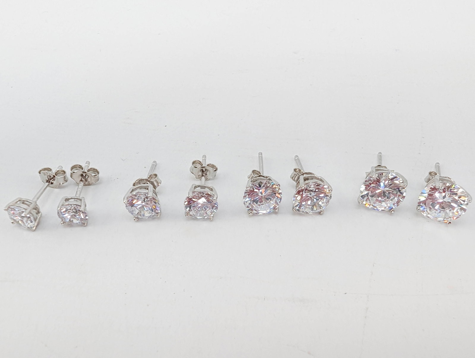 4 Pairs Sterling Stud Earrings in Varying Sizes (1 of 4)