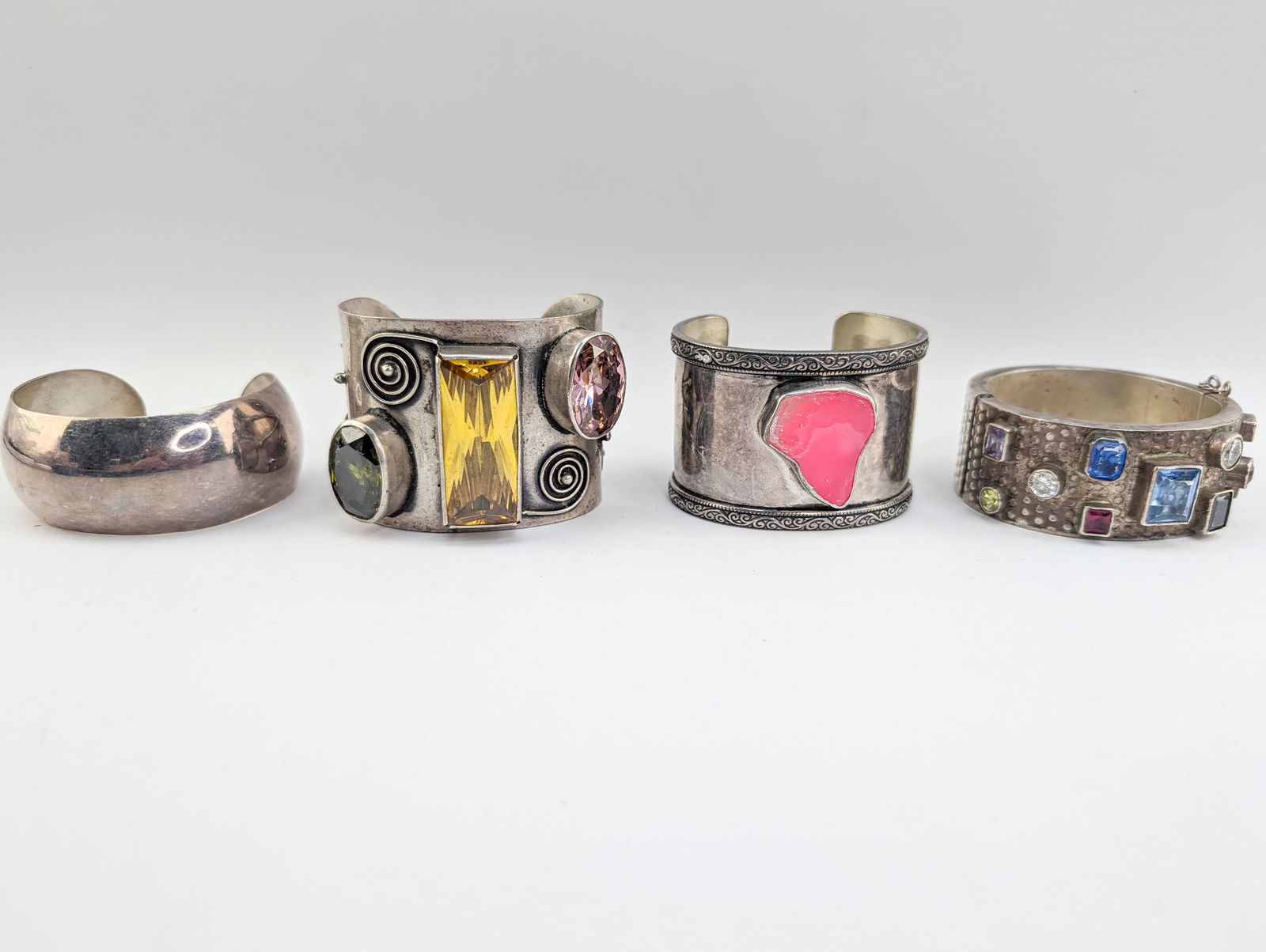 4 Mexican Sterling Cuff Style Bracelets (1 of 12)