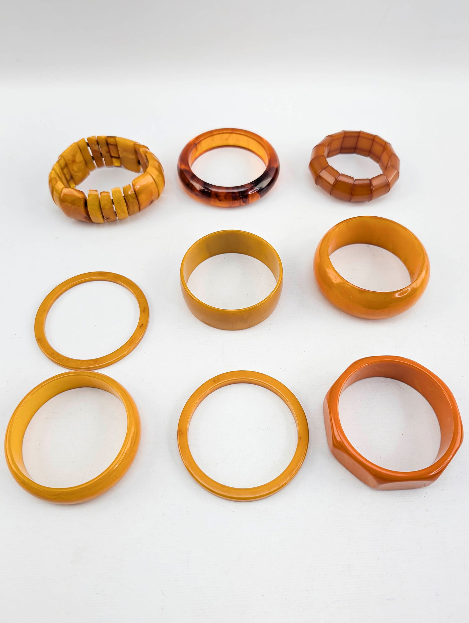 9 Bracelets, Mostly Bakelite (1 of 7)