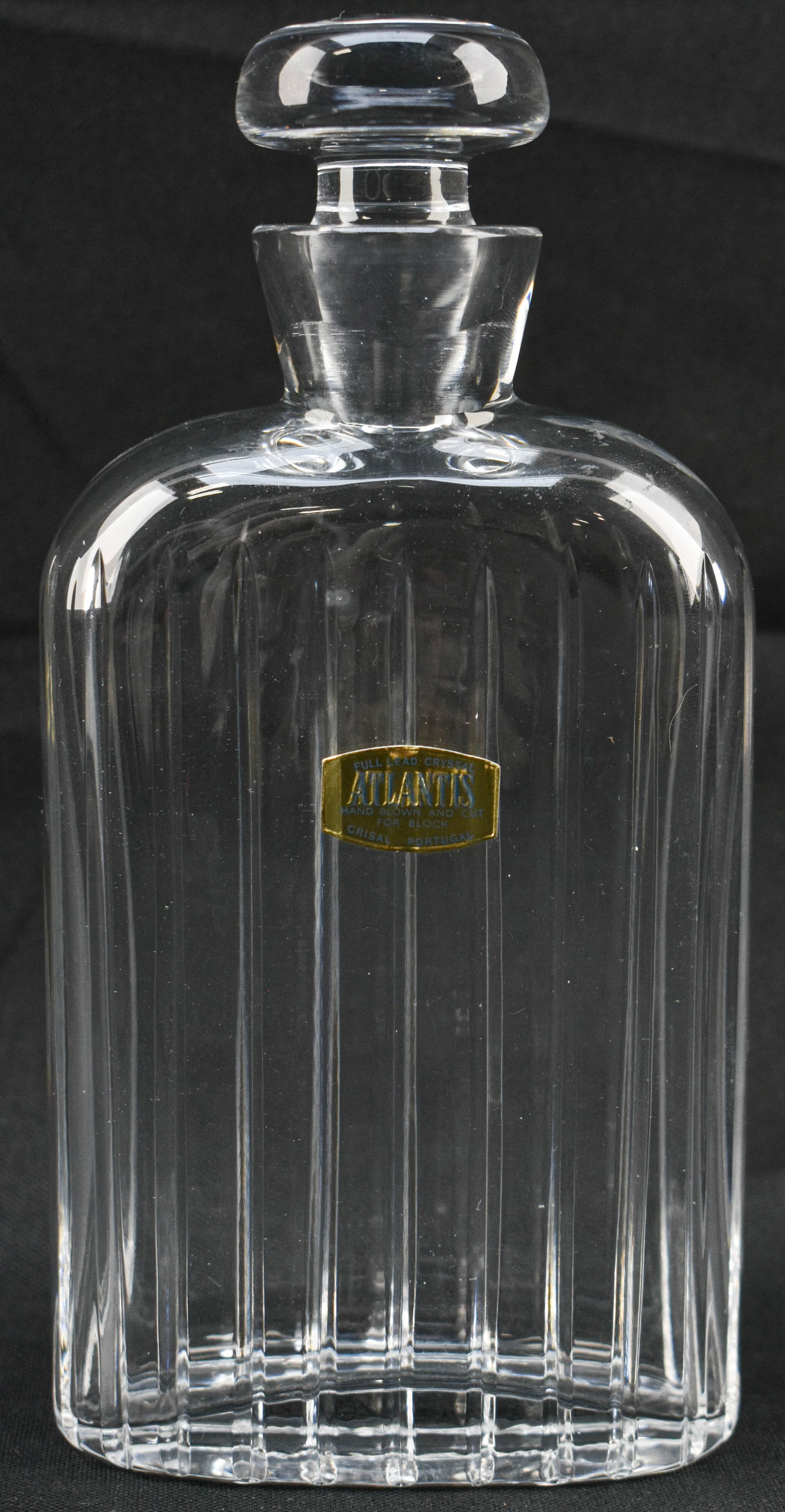Atlantis Crystal Whiskey Flask Bottle with Stopper (1 of 7)