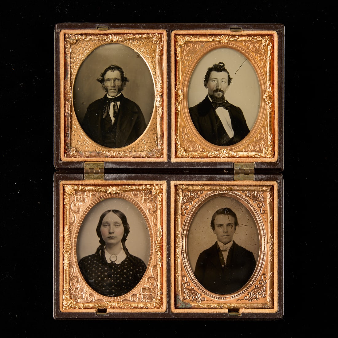 Antique Group of 4 Portraits in Case (1 of 2)