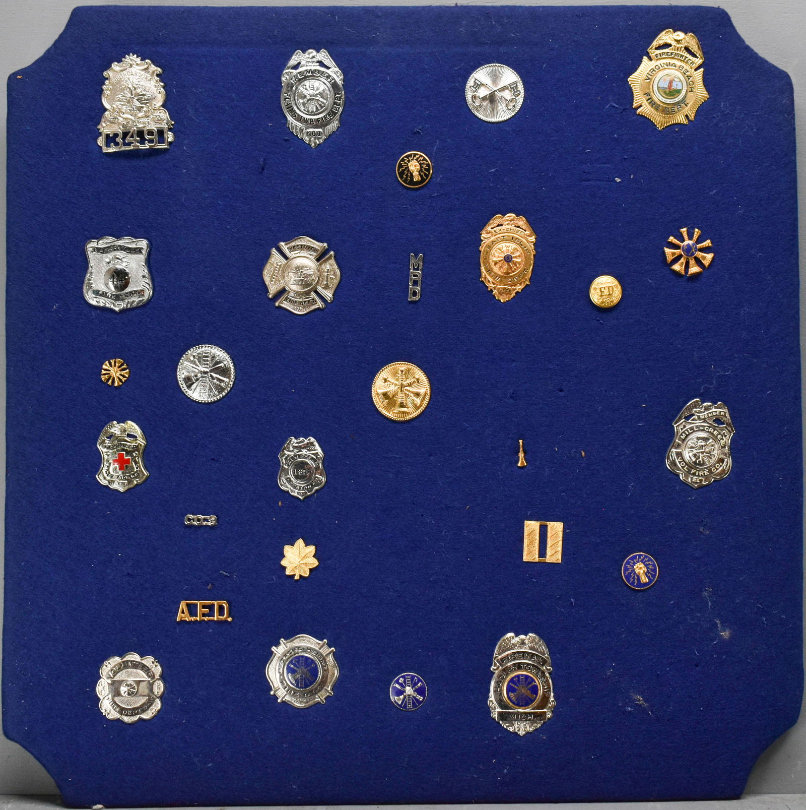 Assorted Badges and Pins on Panel (1 of 7)