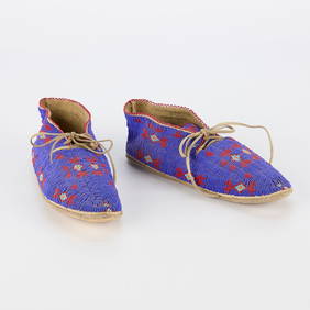 Northern Plains Native American Beaded Blue Moccasins (1 of 5)