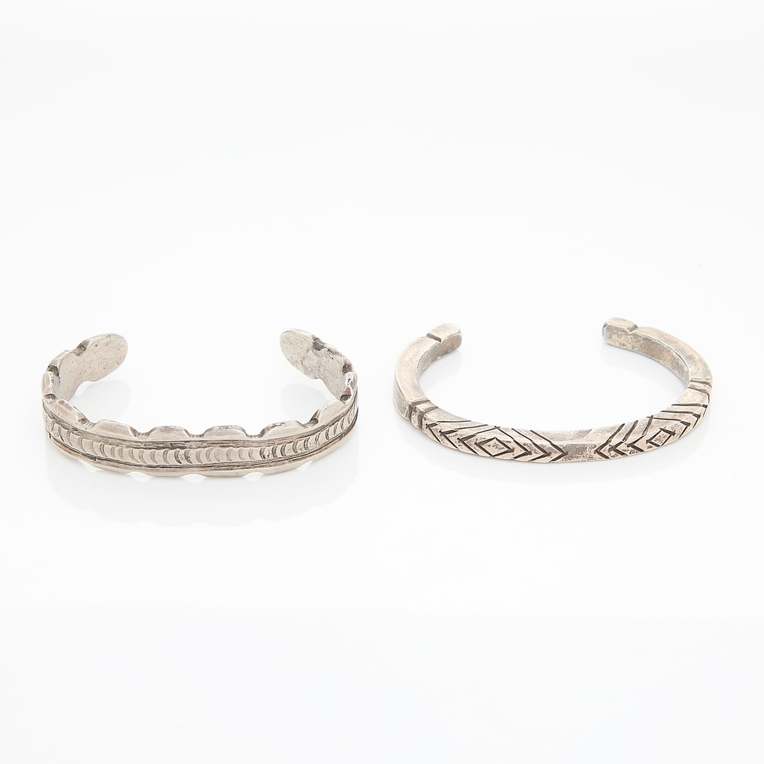 2 Southwest Silver cuff Bracelets (1 of 3)