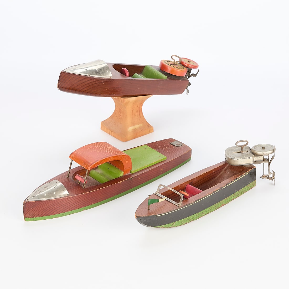 Group of 3 Vintage Wooden Folk Art Project Boats & Lindstrom Tin Motor (1 of 5)