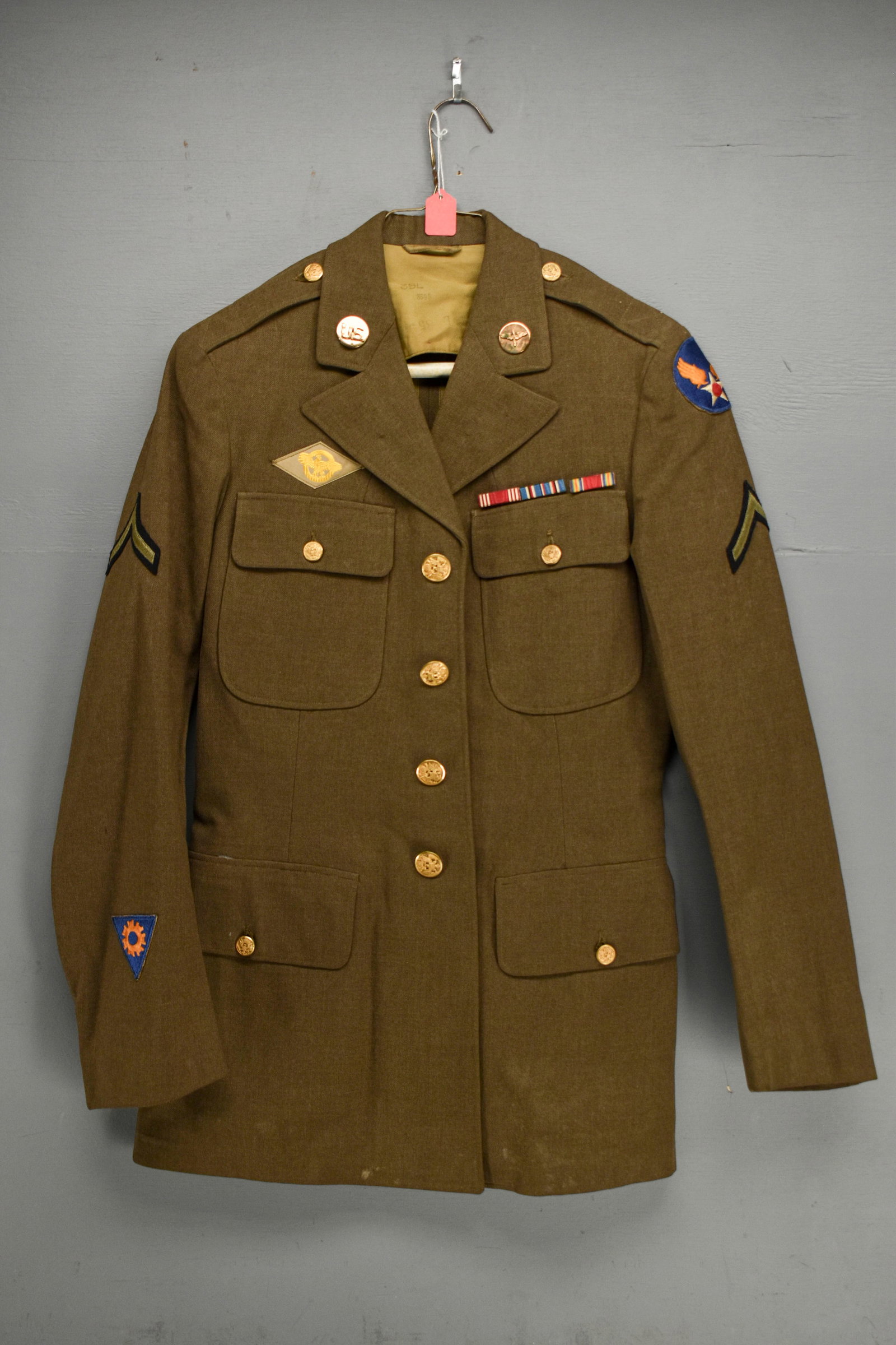 WWII Era U.S. Army Air Corps Green Dress Uniform (1 of 10)