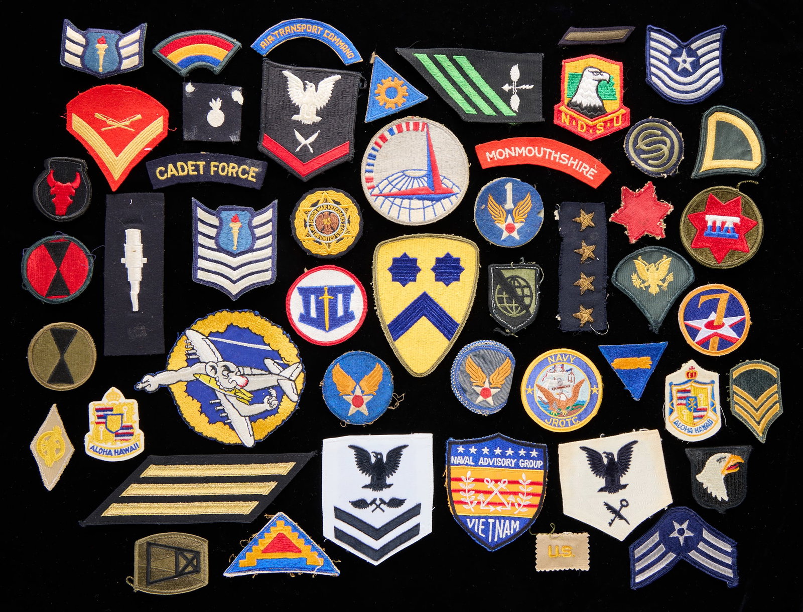 Grp US Military Patches & Insignia - WWII & Later (1 of 2)