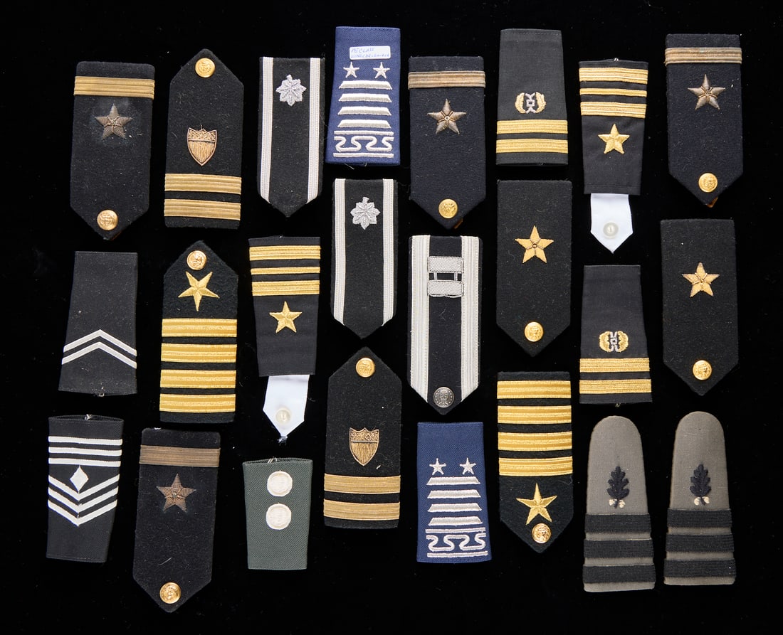 Lrg Group 20th c. US Military Epaulettes (1 of 2)