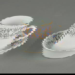 Antique Chinese Export Porcelain Teacup w/ Saucer: Antique Chinese export porcelain cup with a matching saucer.CUP: 2 3/4"H x 3 3/4"W x 2 1/2"D. SAUCER: 5"Dia.