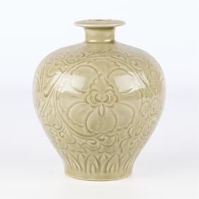 Chinese Longquan Style Incised Ceramic Vase