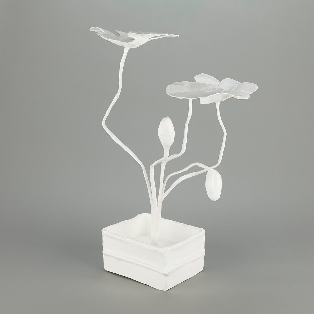 Postmodern Papier Mache Flower Sculpture: Postmodern painted papier mache flower sculpture. Appears unsigned.Approximately 26"H x 16"W x 16L.