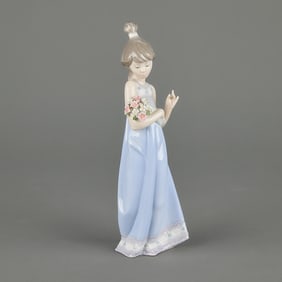 Lladro "Spring Token" Porcelain Figurine