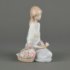 Lladro "Flower Song" Porcelain Figurine