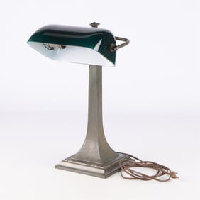 Vtg Art Deco Emeralite Glass Desk Lamp w/ Cast Base
