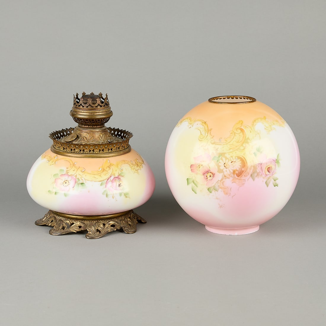 Antique Gone with the Wind Oil Lamp: Antique hand-painted glass Gone with the Wind oil lamp. BASE: 9 3/4"H x 9'Dia. GLOBE: 9 3/4"H x 9 3/4"Dia.