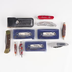 Group 10 Pocket Knives & Multi-Tools