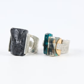 2 SW Style Silver-toned Rings
