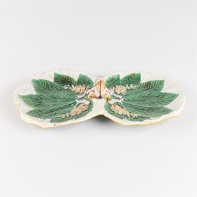 George Jones Ceramic Majolica Chestnut Dish