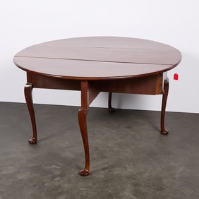 Queen Anne Style English Drop Leaf Table