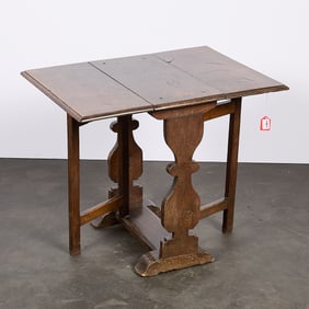 17th/18th c. English Gate Leg Table
