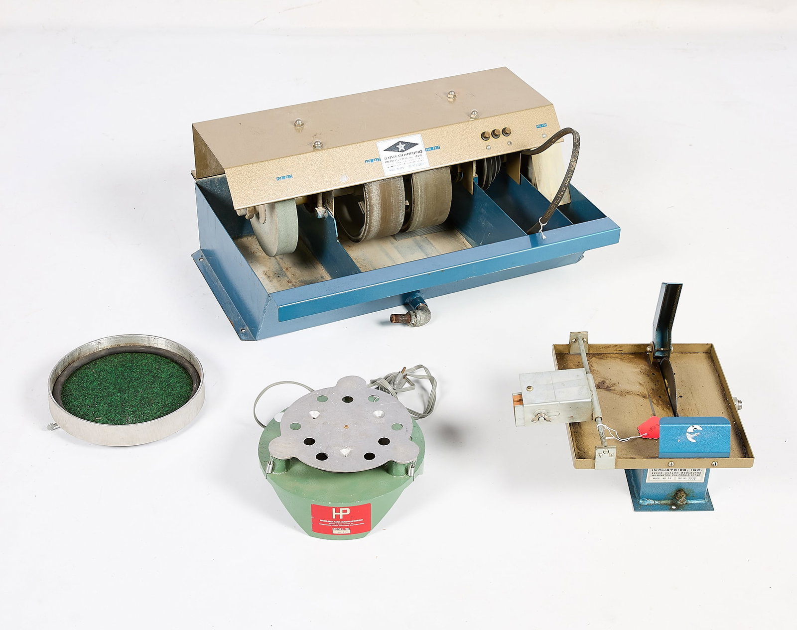 Grp Lapidary Equipment Incl. Star Diamond Machine: Group of lapidary equipment for engraving, cutting, and polishing stones and gems. Including Star Diamond Industries Inc. GP8 lapidary polishing & grinding machine or wet saw, serial no. 1736, base of
