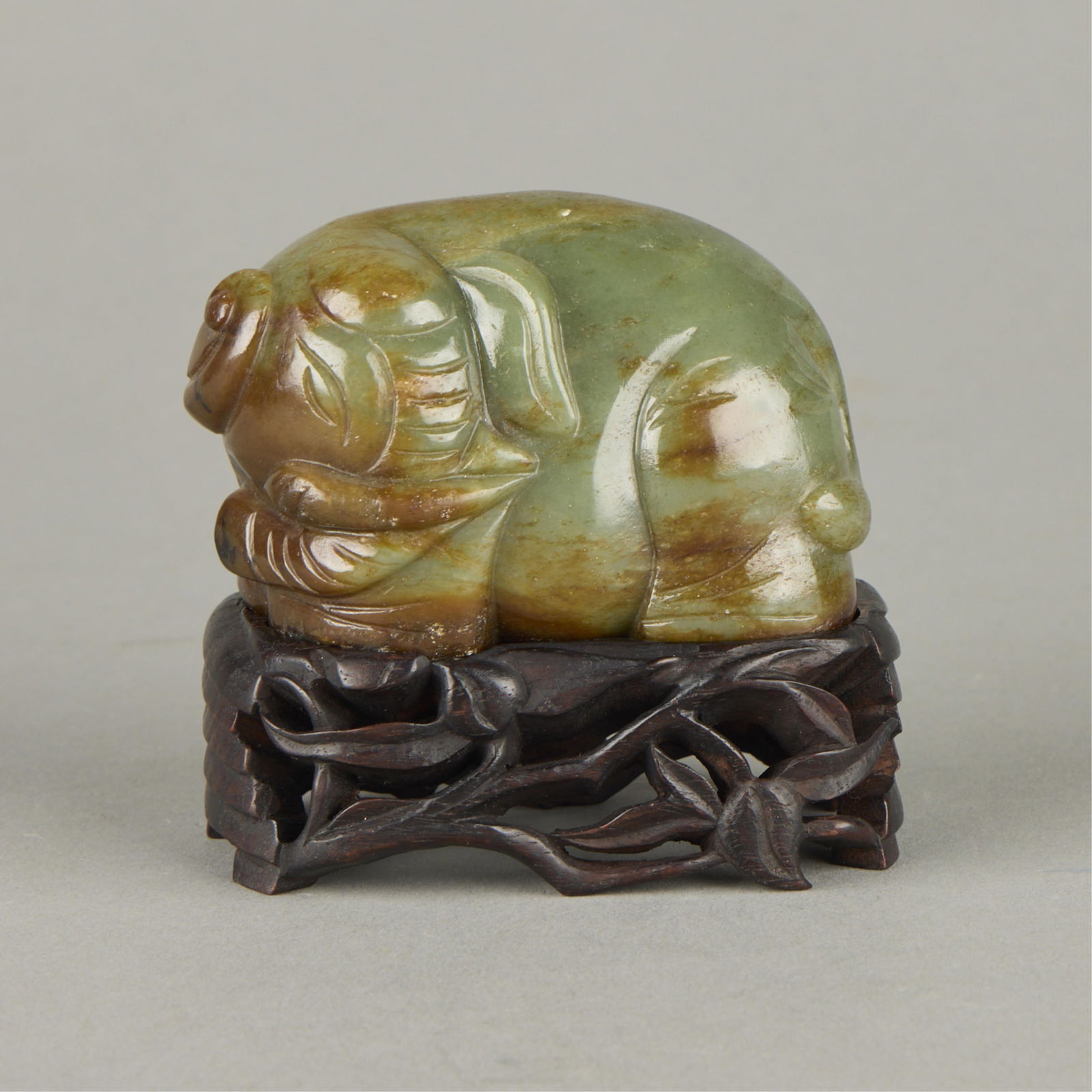 Chinese Carved Jade Elephant w/ Stand (1 of 4)
