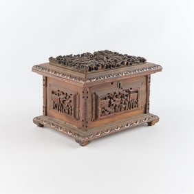 Chinese Carved Jewelry Box