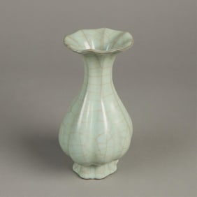 Chinese Scalloped Celadon Porcelain Vase