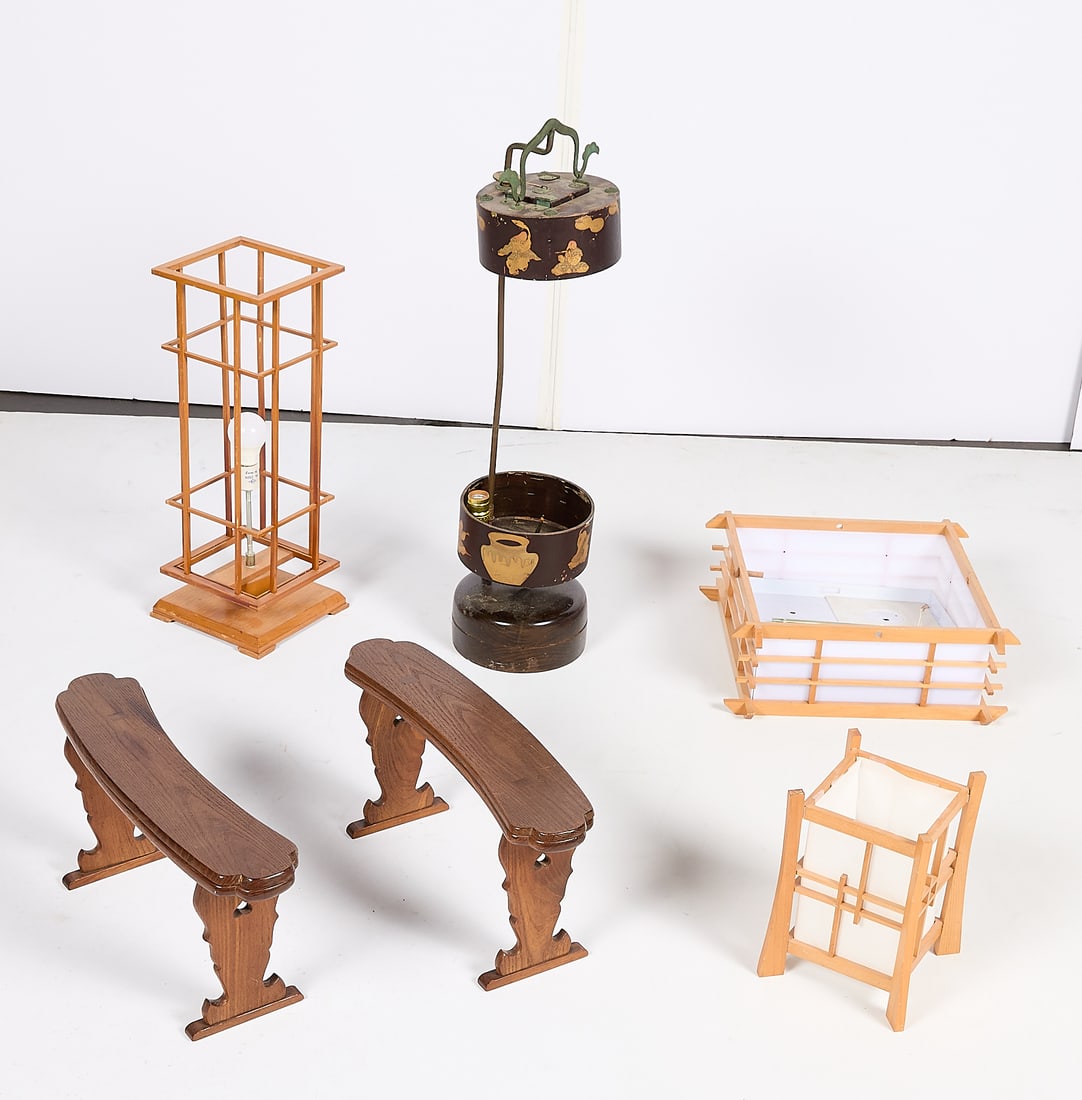 Grp Assorted Japanese Lamp Parts (1 of 6)