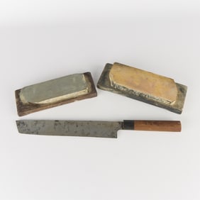 Japanese Santoku Knife & 2 Wetstones