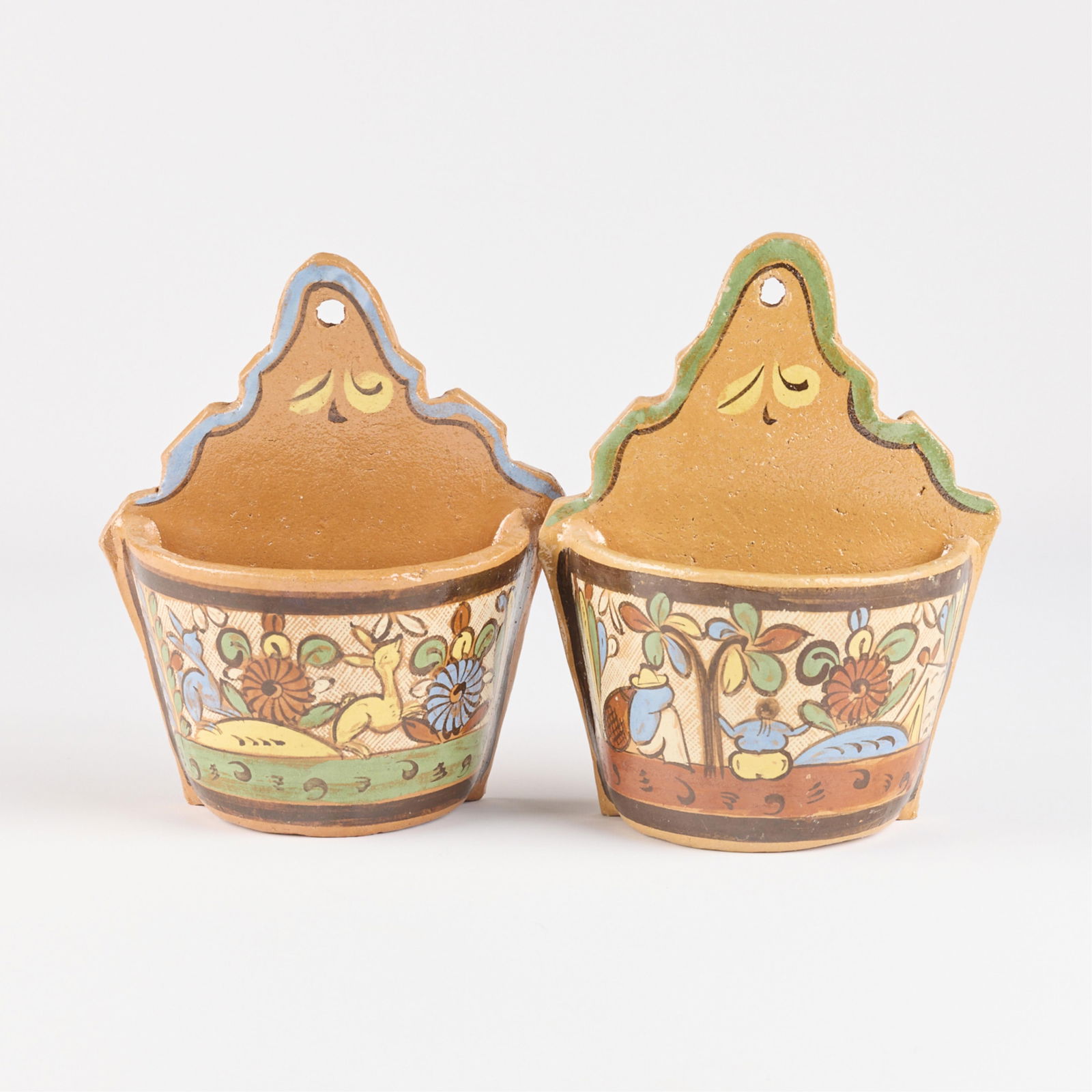 2 Vintage Mexican Tlaquepaque Petatillo Pottery Wall Pockets (1 of 5)