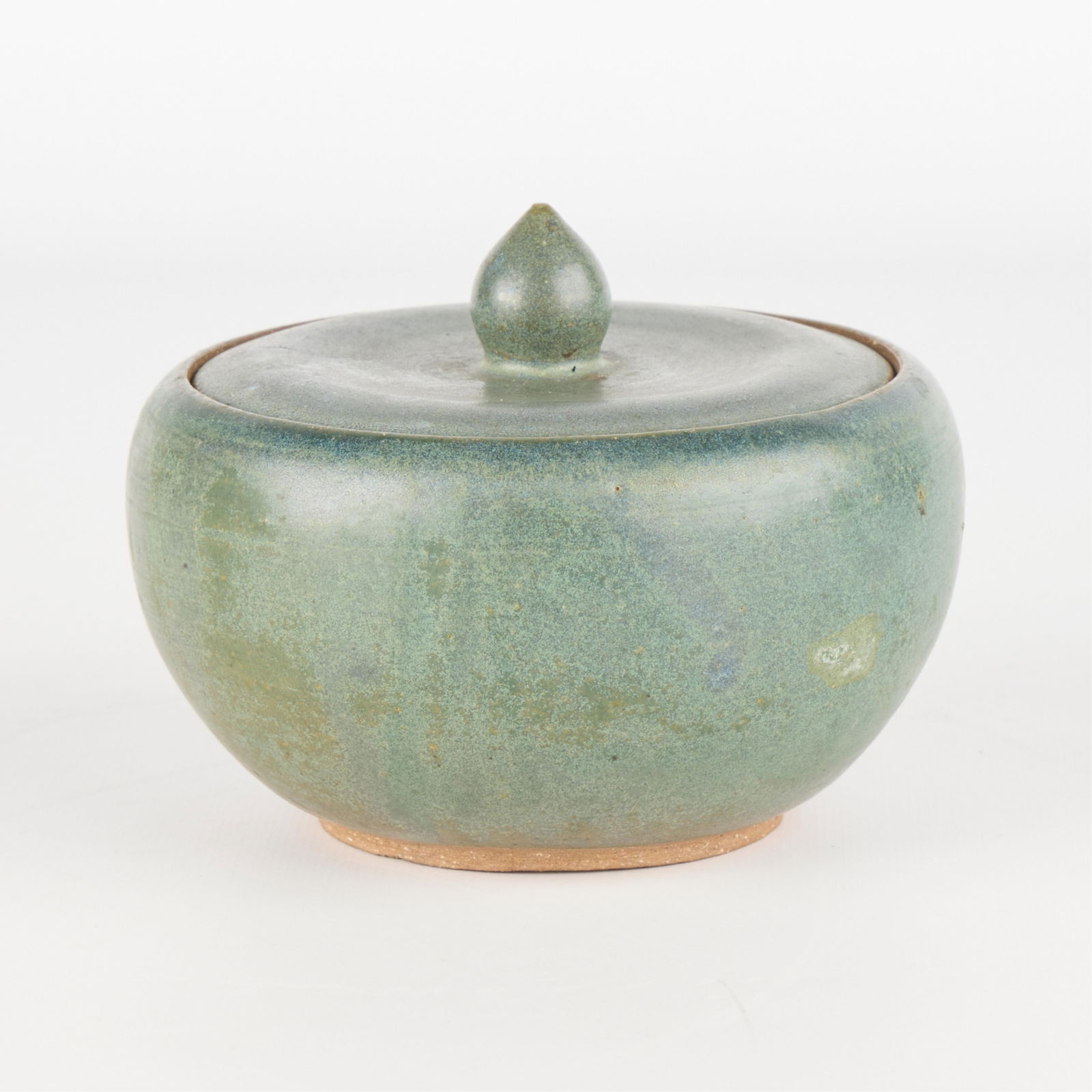 Studio Pottery Lidded Matte Blue-Green Bowl: Studio Pottery lidded matte blue-green bowl. With incised mark along the underside.Height: 4 in x diameter: 5 1/4 in.