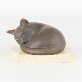 Maigon Daga Studio Pottery "Sleeping Cat" Figurine