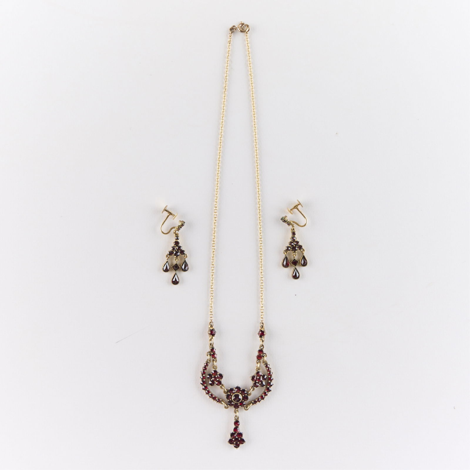 Victorian Bohemian Garnet Necklace & Earrings (1 of 4)