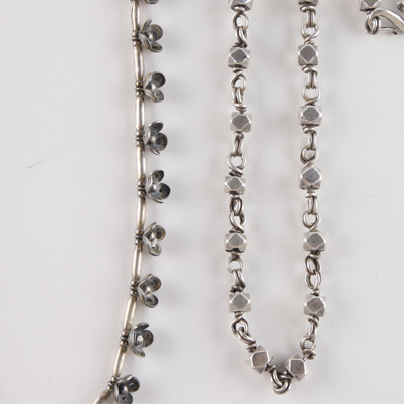 2 Large Silver Necklaces - 2
