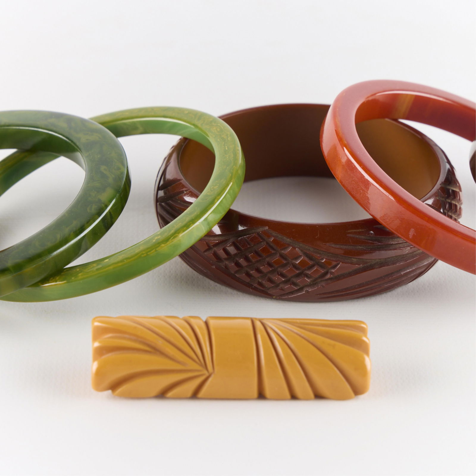 6 Bakelite Bangle Bracelets & Pin - 3