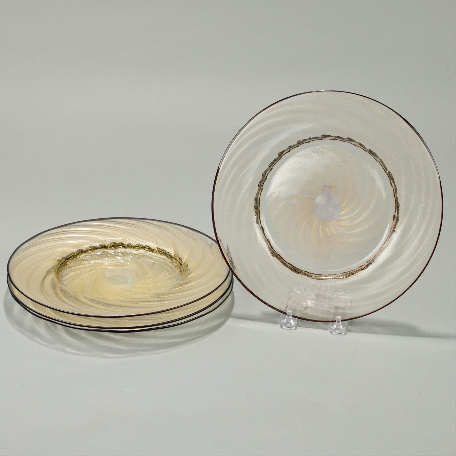 4 Glass Gilt Spiral Dinner Plates (1 of 5)