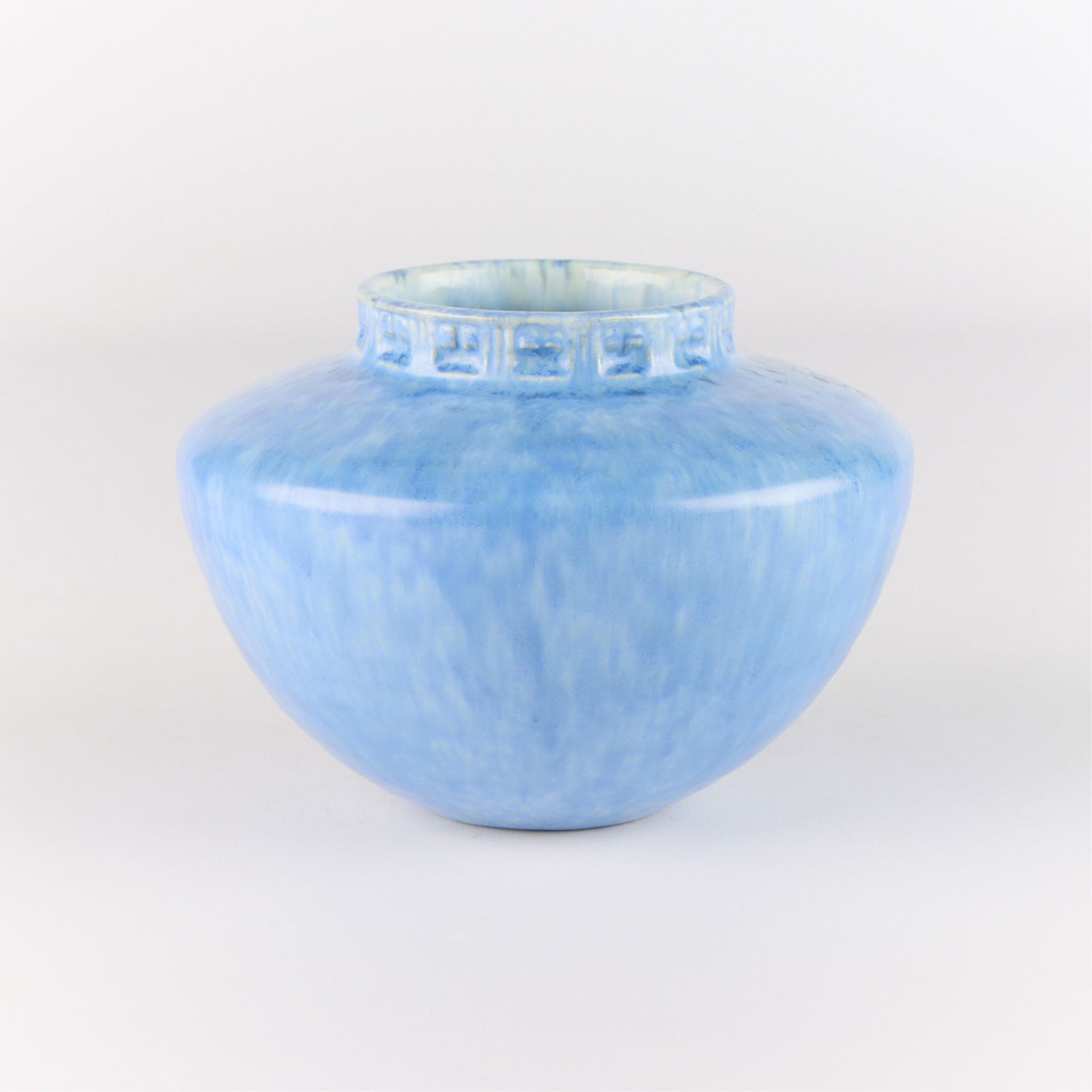 Roseville Pottery Tourmaline "Imperial II" Vase (1 of 5)