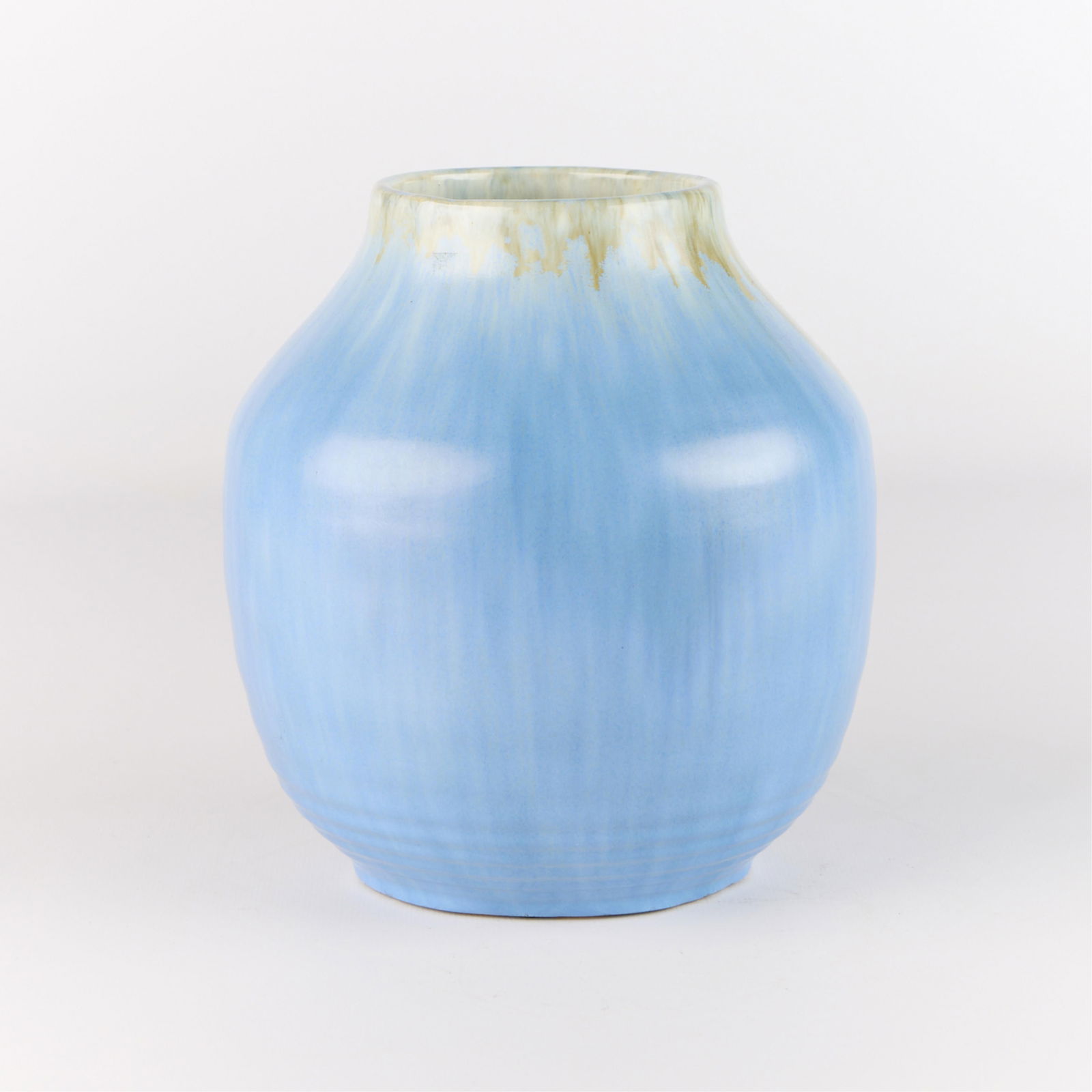 Roseville Art Pottery Tourmaline Vase ca. 1933 (1 of 3)