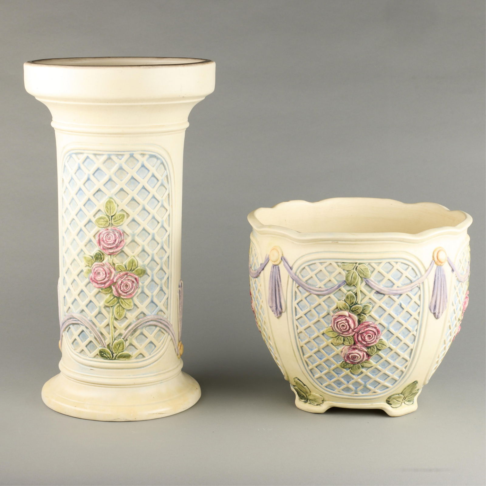 Weller Pottery Pedestal Urn Planter (1 of 8)