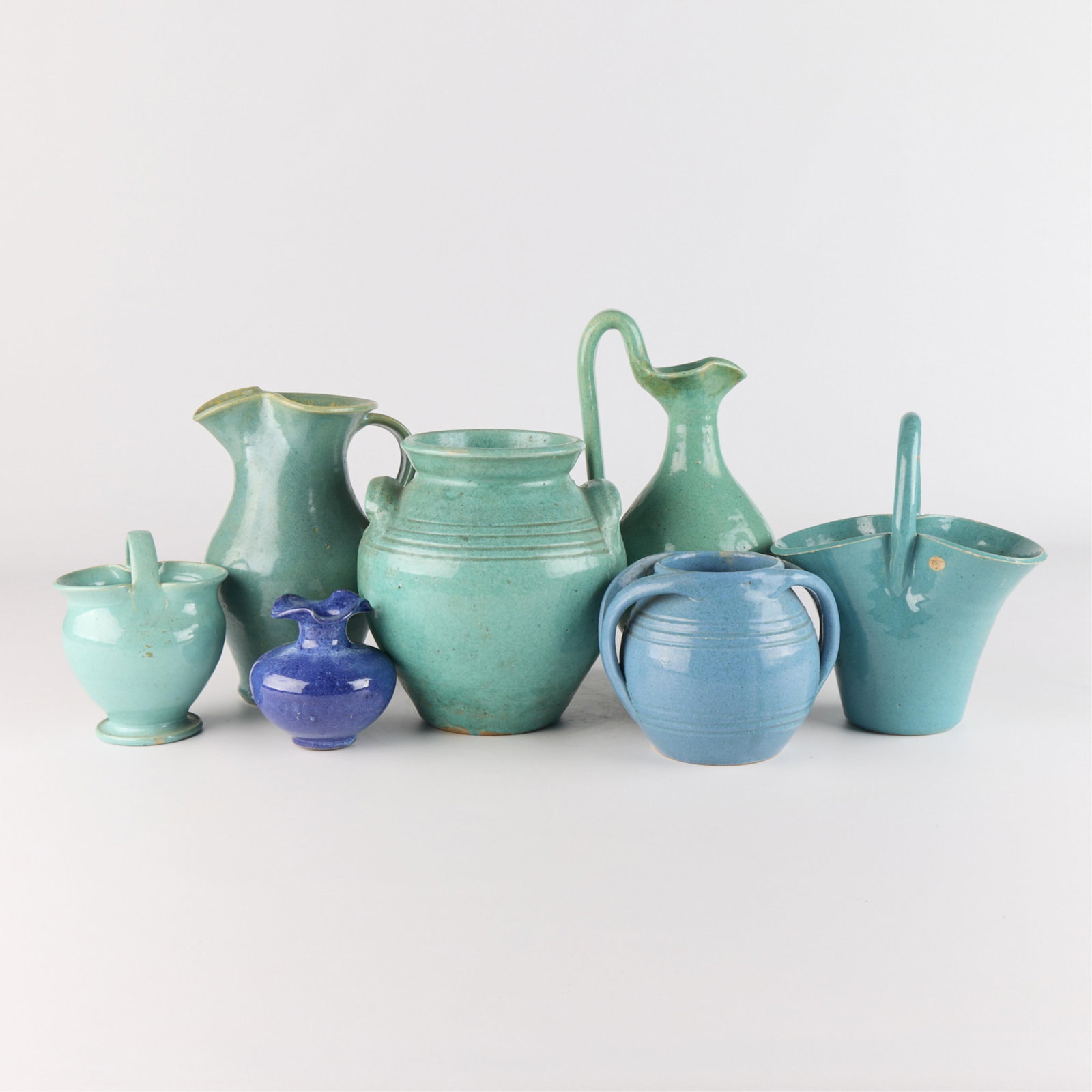 7 North Carolina & Southern Pottery Vessels (1 of 5)