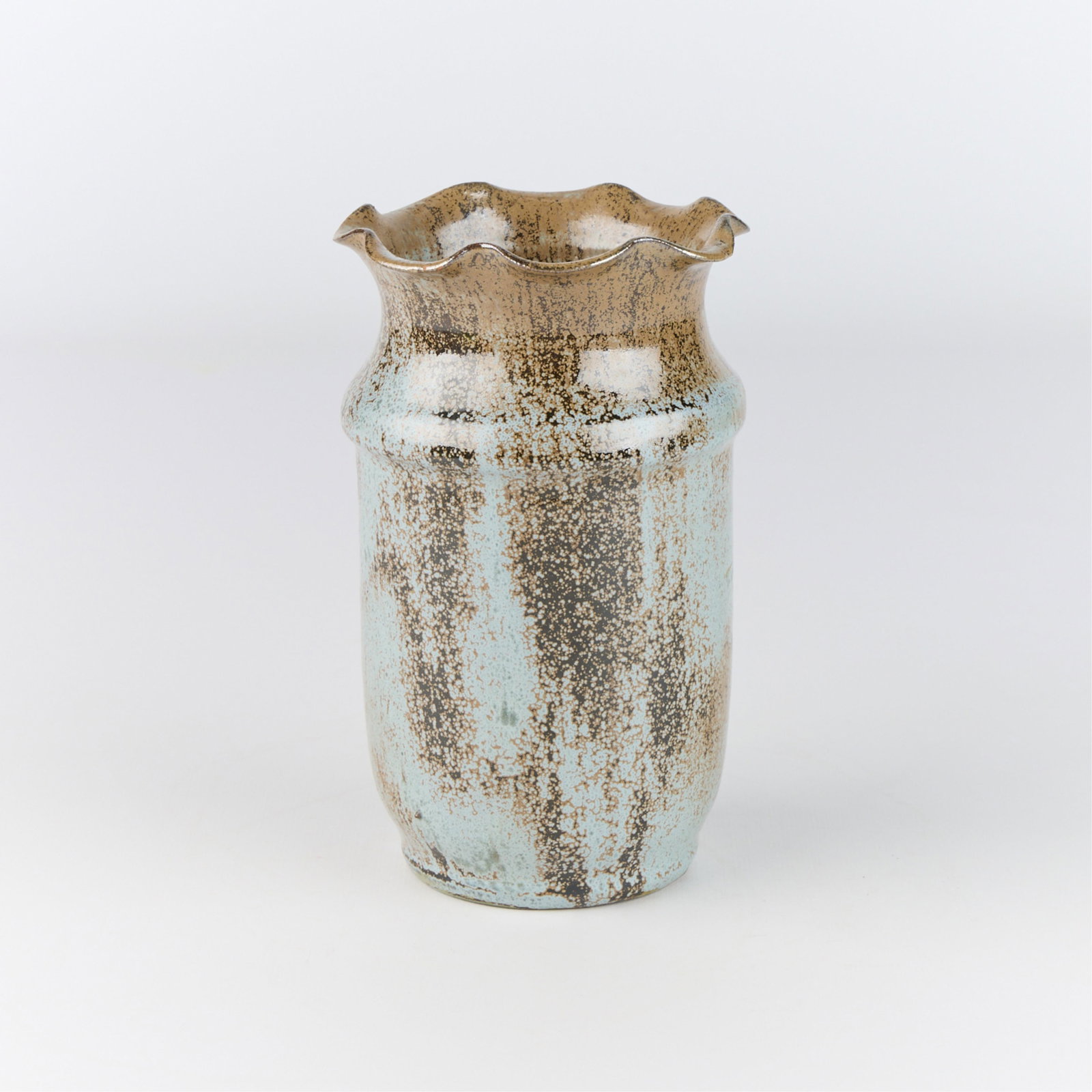 A.R. Cole NC Pottery Scalloped Vase (1 of 5)