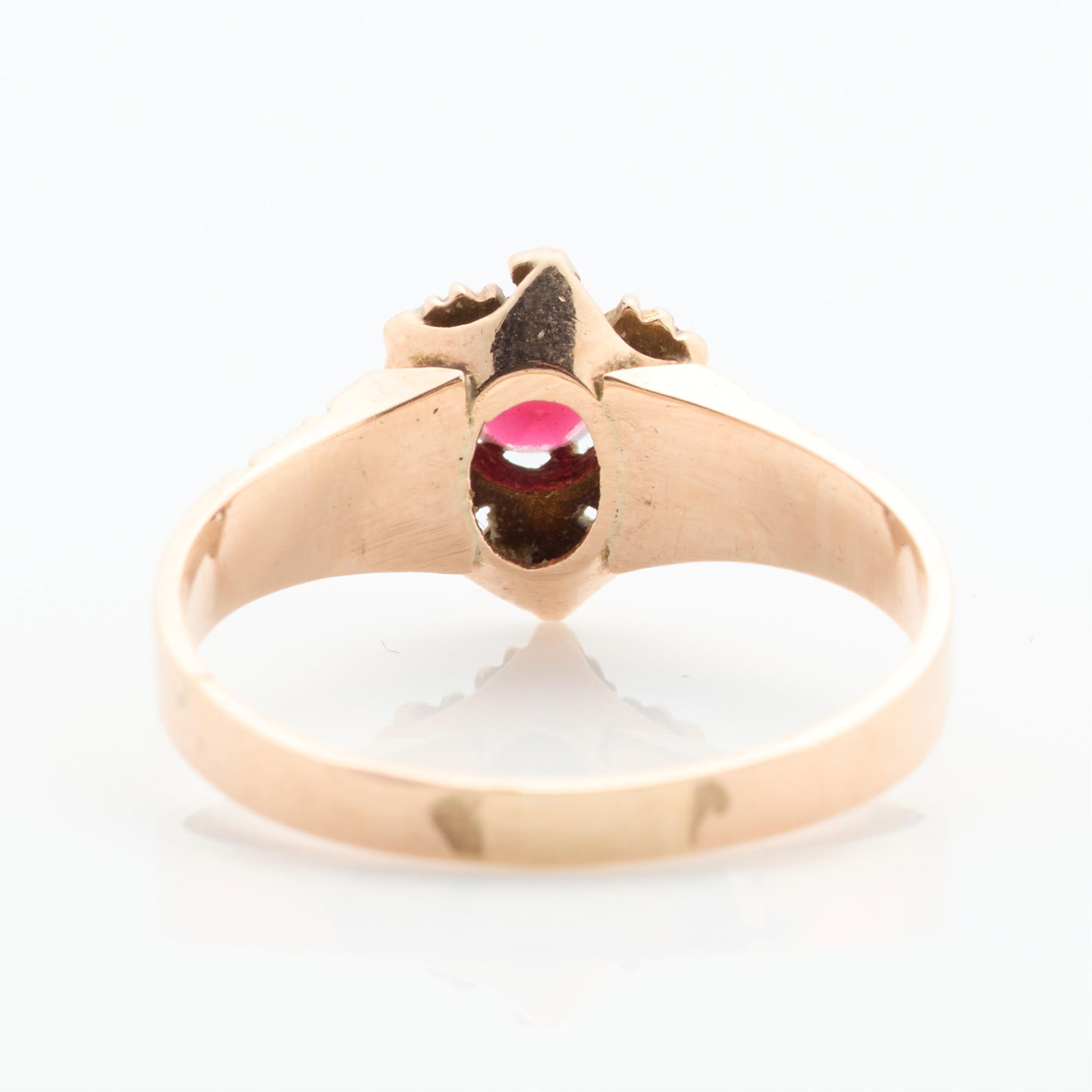 14k Gold Victorian Maple Leaf Ring - 4