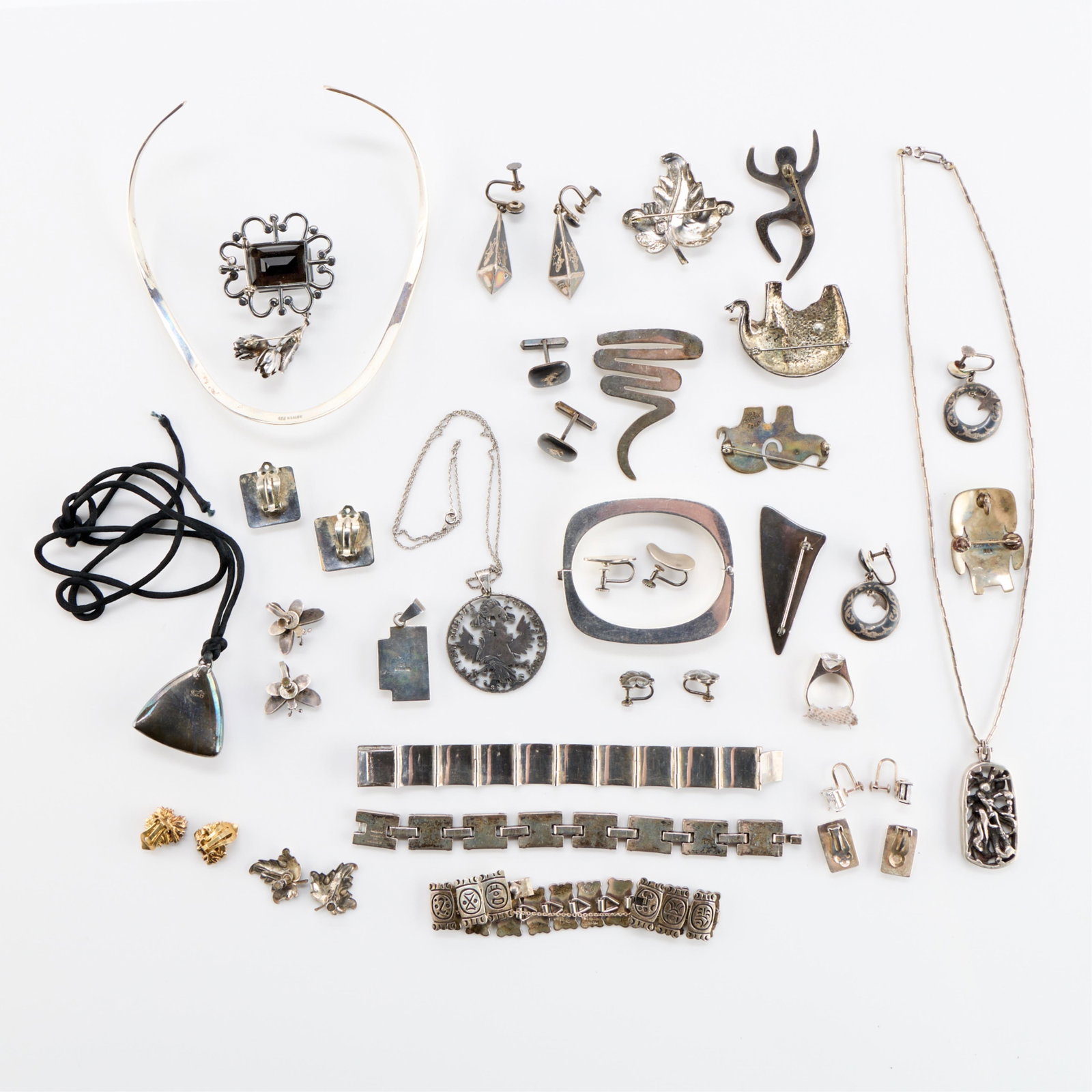 Large Group of Sterling & Silver Jwly - 2