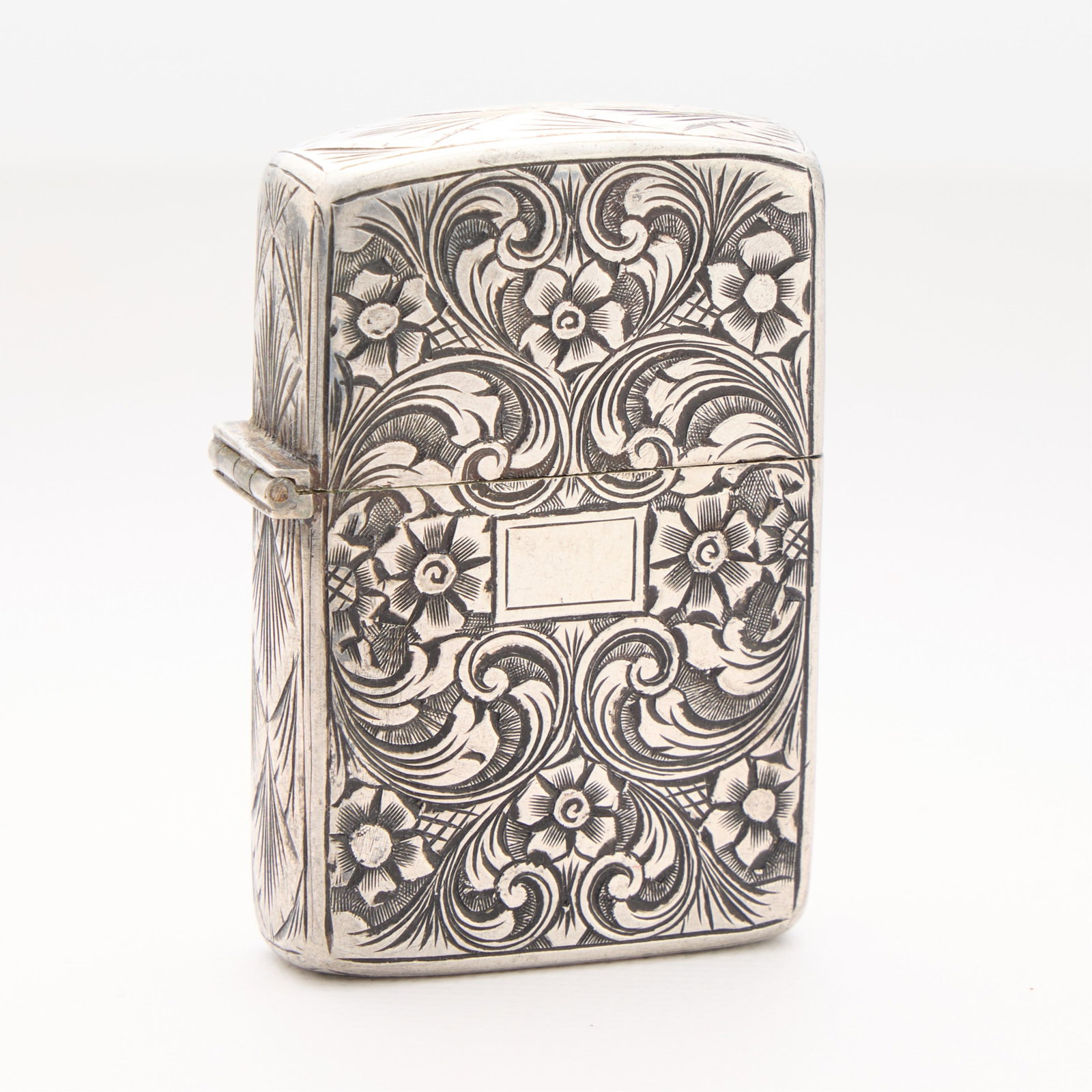 800 Silver Lighter (1 of 5)