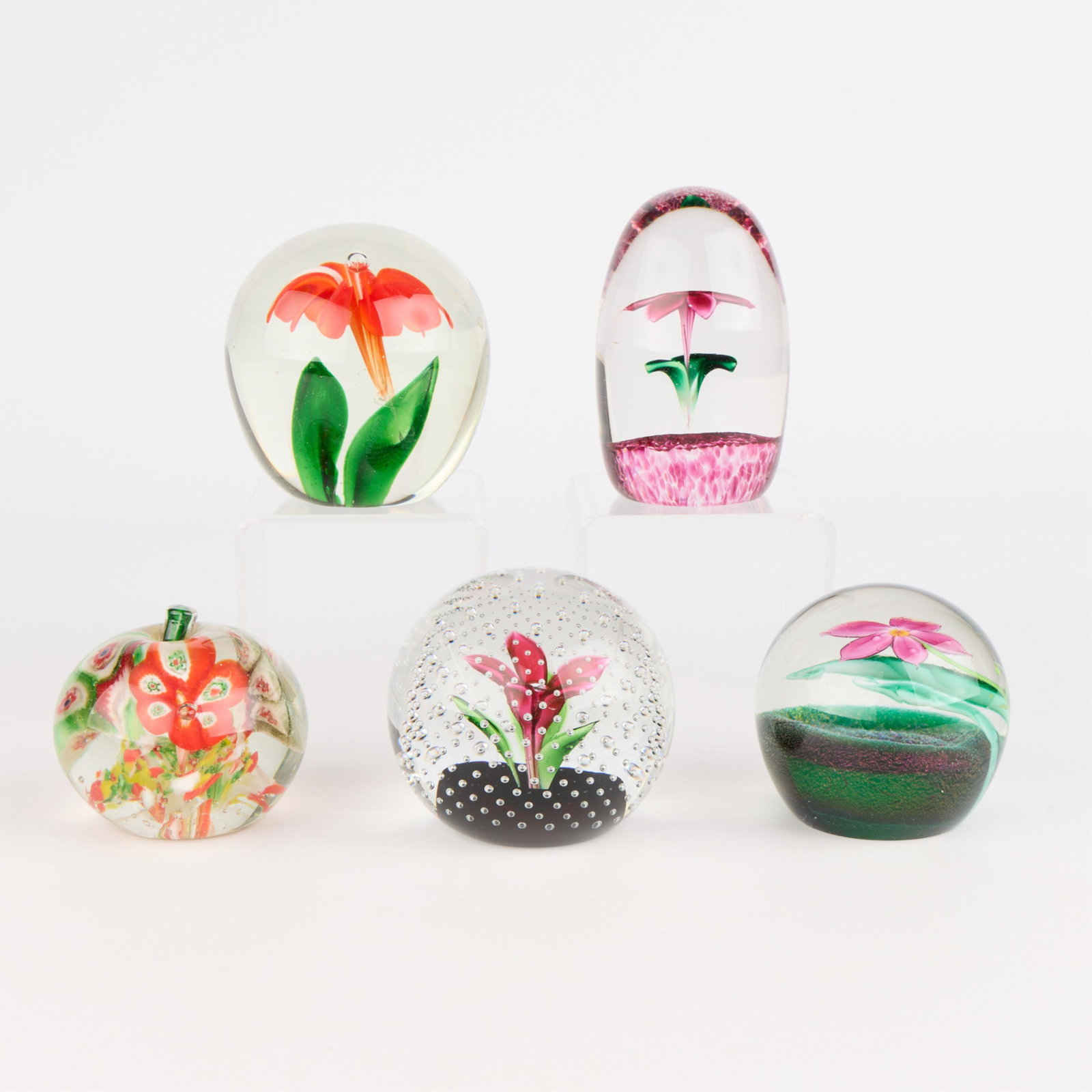 5 Art Glass Floral Paperweights (1 of 4)