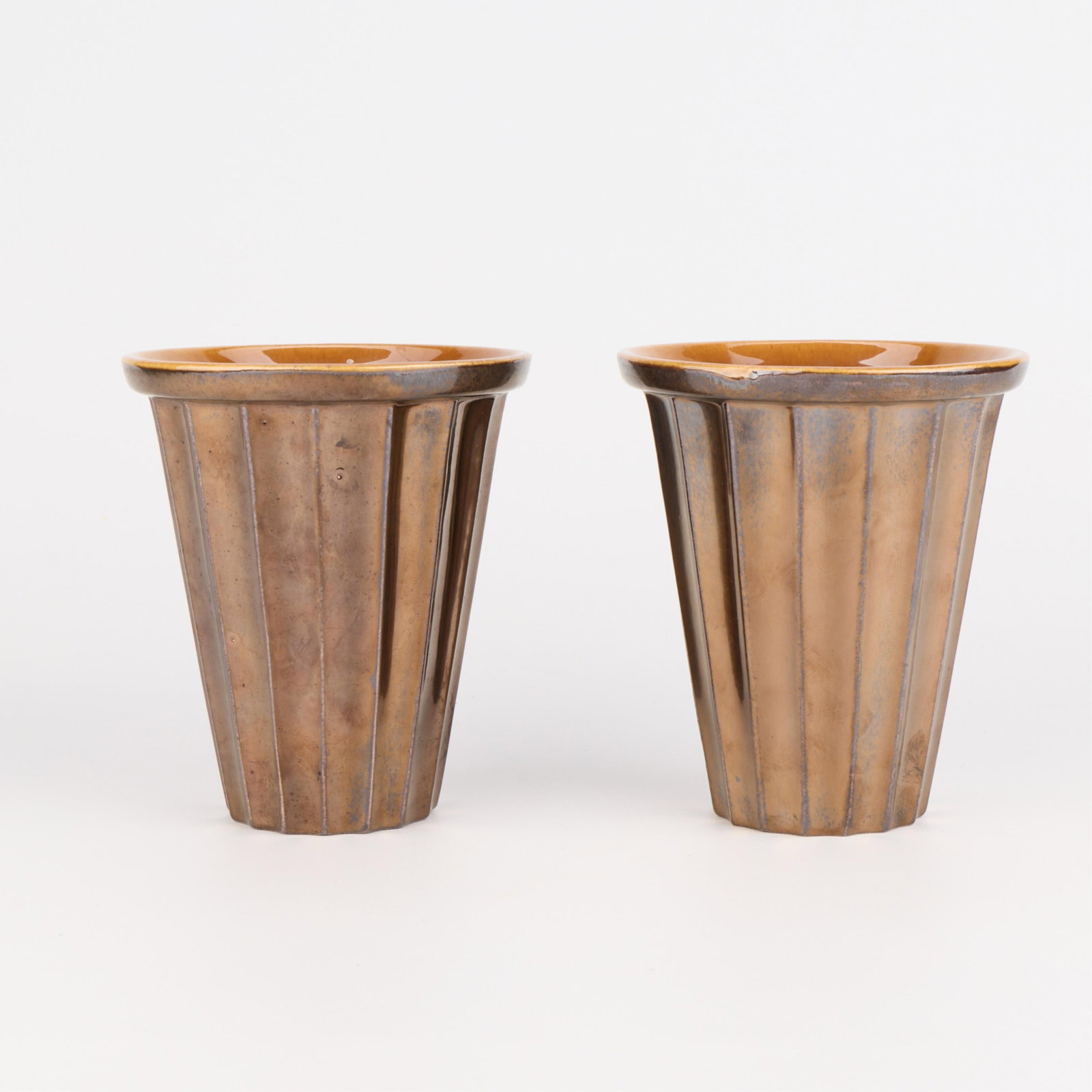 2 Red Wing Art Pottery Metallic Glaze Vases (1 of 5)