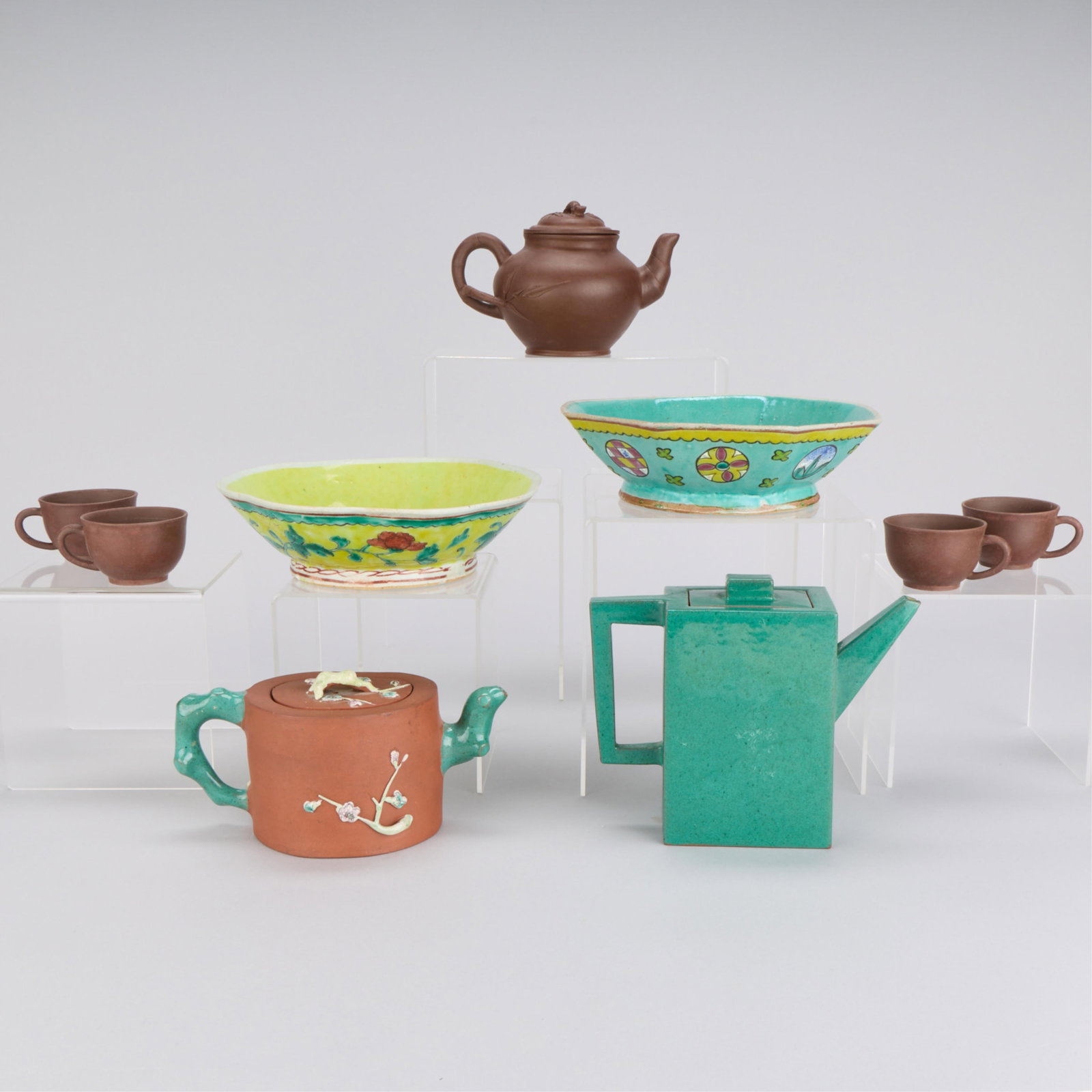 9 Pcs Chinese Pottery Dishware Incl. Yixing (1 of 8)