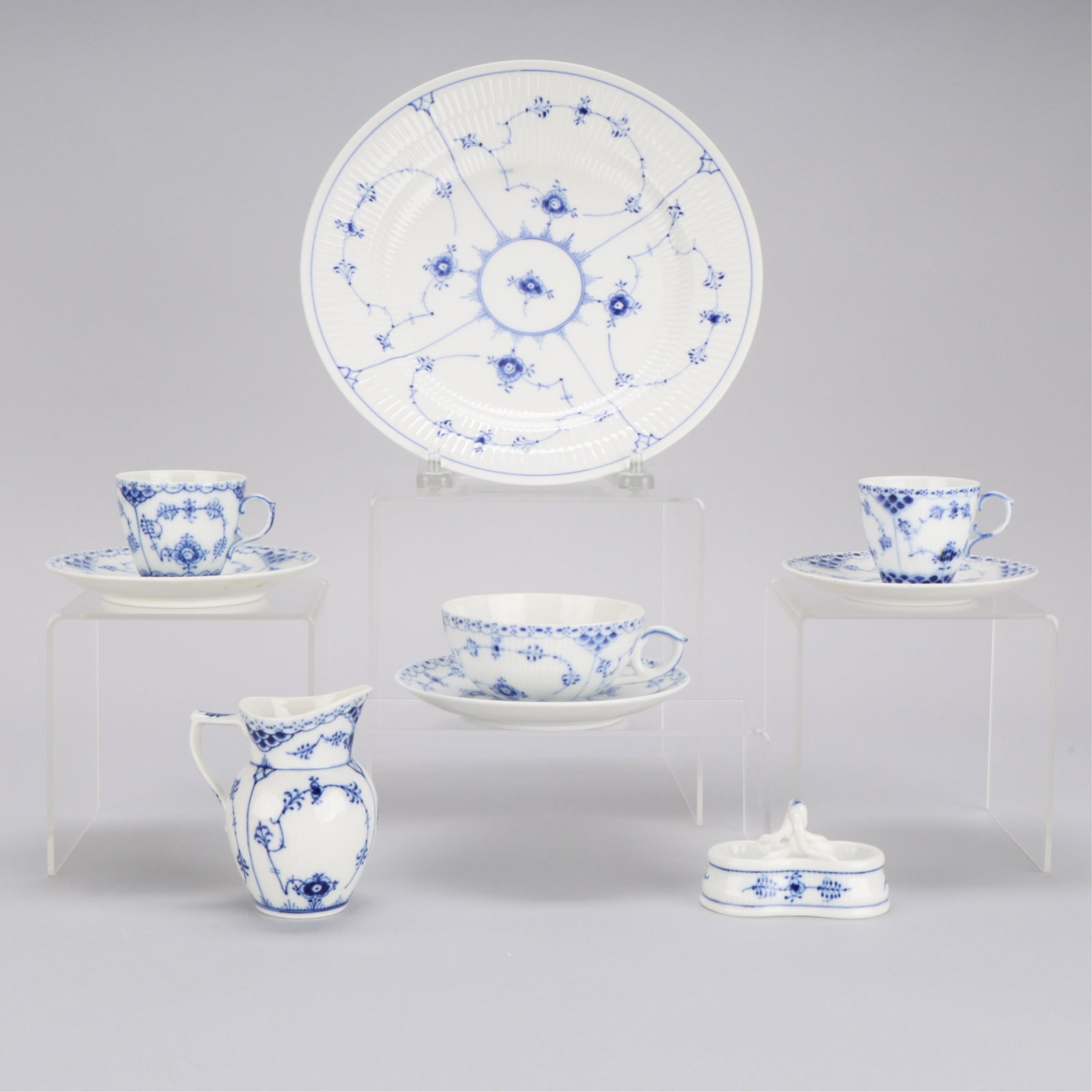 9 Pcs Royal Copenhagen Blue Fluted "Half Lace" Porcelain Dishes (1 of 8)