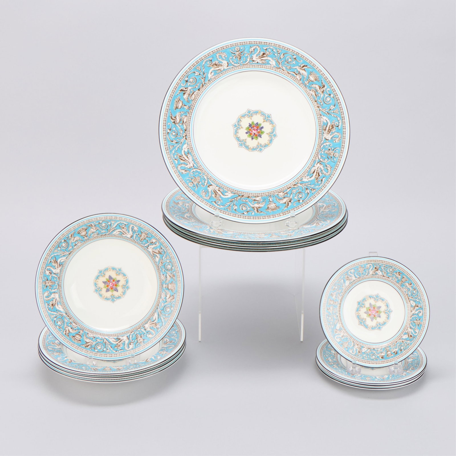 12 Wedgwood "Florentine Turquoise" Porcelain Dishes (1 of 4)